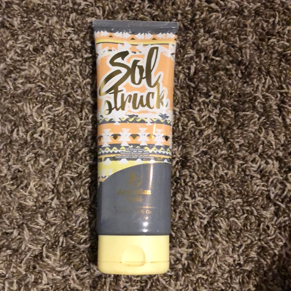 Sol Stuck Natural Bronzer